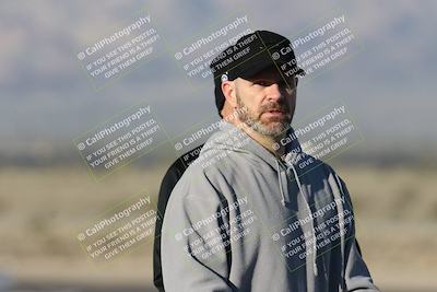 media/Jan-15-2026-Racers Edge (Thu) [[dfebeb70ab]]/1-Around the Pits-Track Walk/